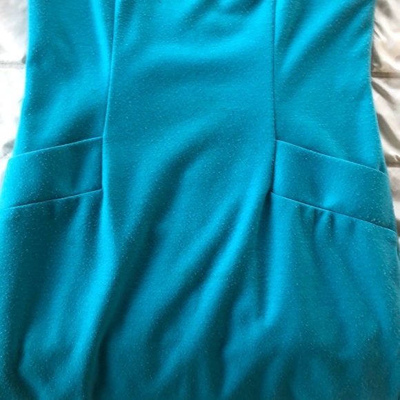 💞Robin’s Egg Blue Sleeveless Ruffle Dress💞 - Picture 3 of 7
